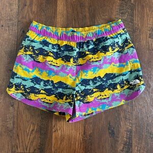 The North Face Women’s Class V shorts
